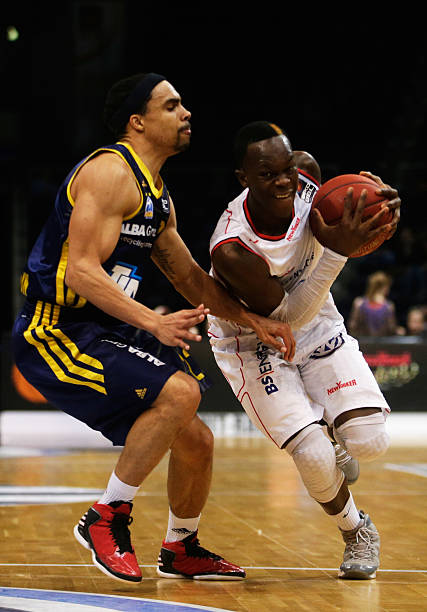 地位不仅合 地位不仅合